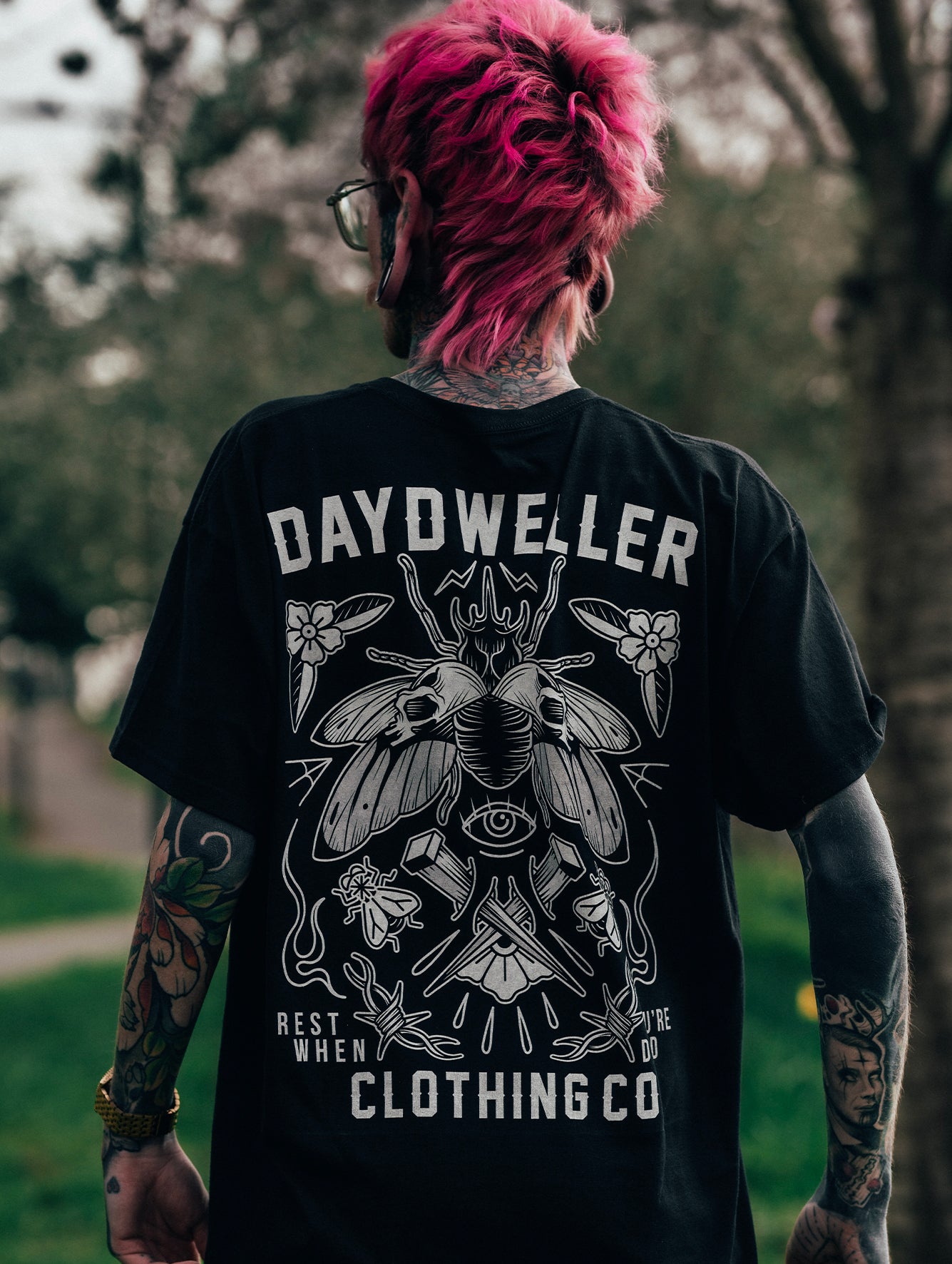 'Bug Flash' Black Tee