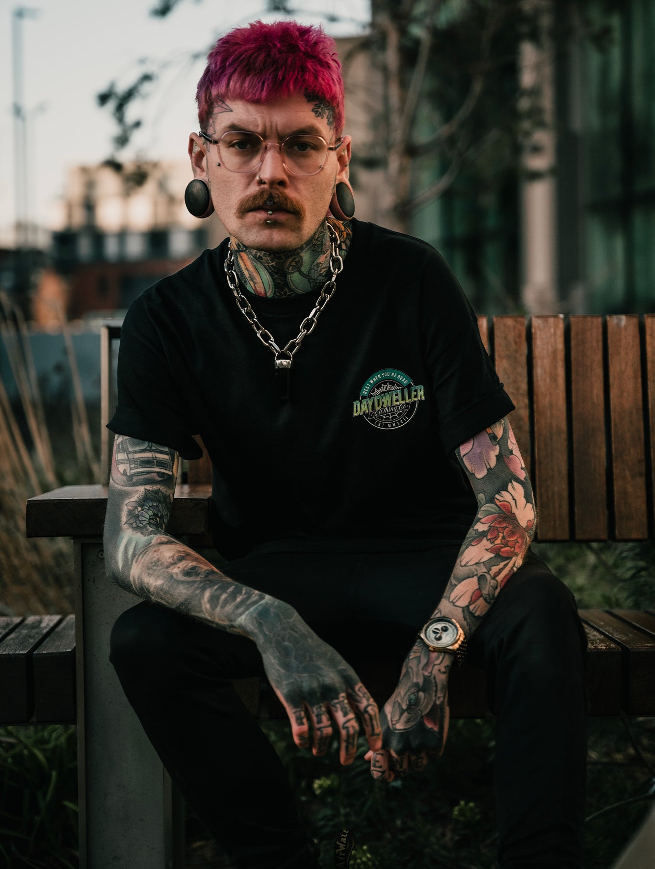 'Dead Romantic' Tee