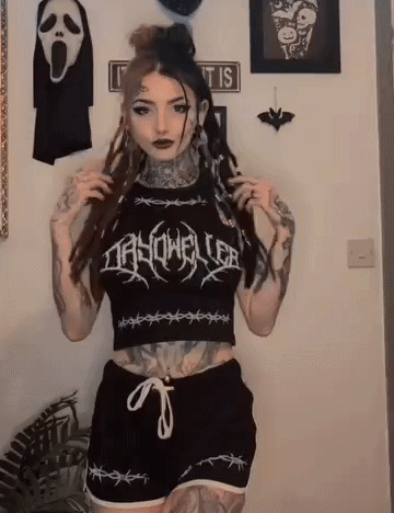 'Sacred Heart' Crop & Booty Short Set